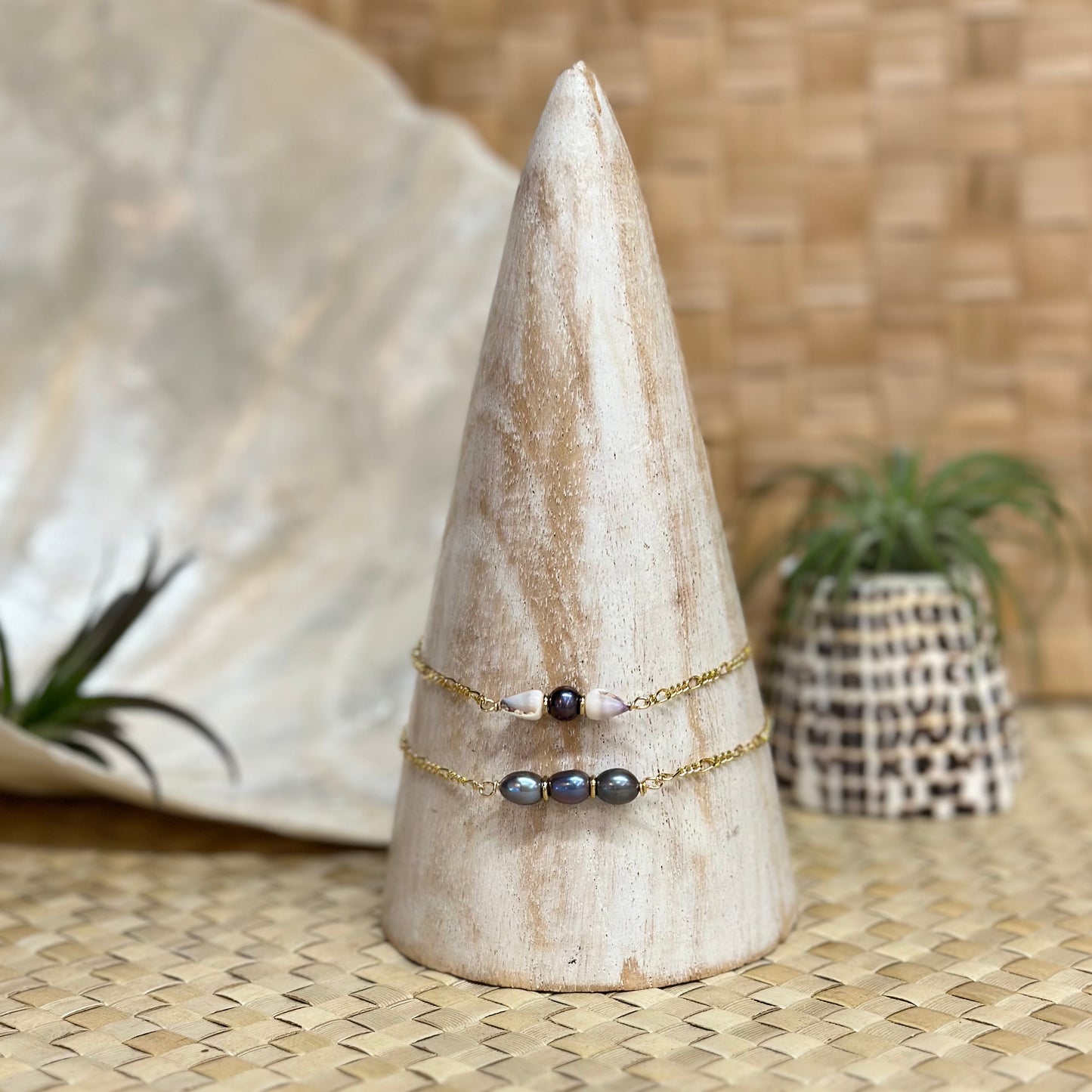 Cone Shell + Pearl Bracelet
