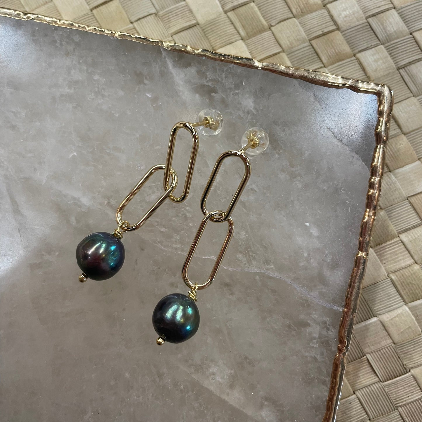 Peacock Pearl Link Earrings